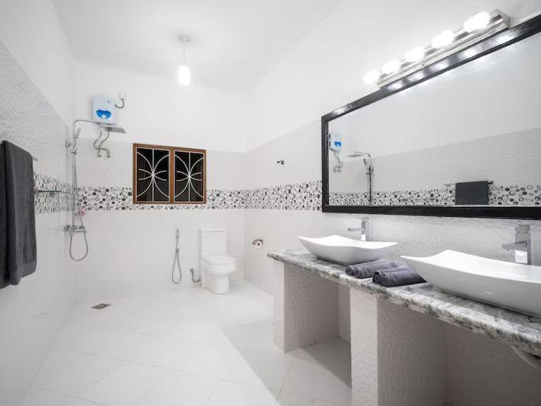 Araliya Villa Moragalla Buitenkant foto